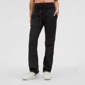 Lululemon Lined Dance Studio